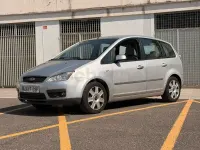 Usado Ford C-MAX Ghia 109 CV (80 kW) 2004 Gris / plata Monovolumen