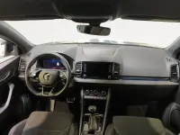 Usado Skoda Karoq SportLine 150 CV (110 kW) 2023 Gris/plata SUV