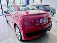 Usado Peugeot 207 CC 120 CV (88 kW) 2009 Rojo Descapotable