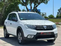 Usado Dacia Sandero Stepway 90 CV (66 kW) 2017 Blanco Berlina