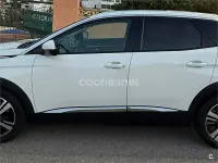 Usado Peugeot 3008 Allure 120 CV (88 kW) 2018 Blanco SUV