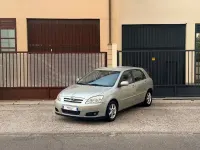 Usado Toyota Corolla Sol 116 CV (85 kW) 2006 Beige Berlina