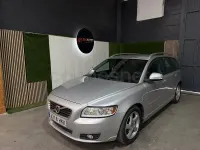 Usado Volvo V50 Drive Kinetic 115 CV (84 kW) 2012 Gris / plata Familiar
