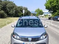 Usado Dacia Sandero Stepway 85 CV (62 kW) 2012 Gris / plata Berlina