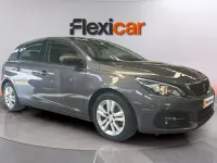 Usado Peugeot 308 Allure 131 CV (96 kW) 2021 Gris Berlina