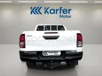 Usado Toyota HiLux 150 CV (110 kW) 2020 Blanco Pickup/Camioneta