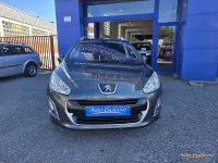 Usado Peugeot 308 SW Active 115 CV (84 kW) 2014 Gris / plata Familiar