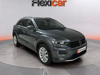 Usado VW T-Roc Advance 110 CV (80 kW) 2021 Gris SUV