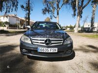 Usado Mercedes C200 Avantgarde 163 CV (119 kW) 2008 Gris / plata Berlina