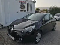 Usado Renault Clio IV Dynamique 90 CV (66 kW) 2013 Negro Berlina