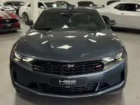 Usado Chevrolet Camaro 340 CV (250 kW) 2022 Gris Coupe