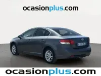 Usado Toyota Avensis Active 126 CV (92 kW) 2011 Gris Berlina