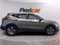 Usado Nissan Qashqai N-Connecta 140 CV (102 kW) 2021 Gris SUV
