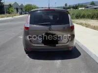 Usado Renault Scenic E-Tech Dynamique 130 CV (95 kW) 2011 Marrón Monovolumen