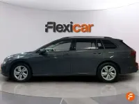 Usado VW Golf VIII Life 131 CV (96 kW) 2021 Gris Familiar