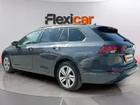 Usado VW Golf VIII Life 110 CV (80 kW) 2022 Gris Familiar