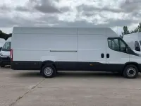 Usado Iveco Daily 136 CV (100 kW) 2022 Blanco Van