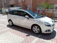 Używany Peugeot 5008 Allure 150 KM (110 kW) 2011 Biały Minivan