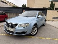 Usado VW Passat Trendline 140 CV (102 kW) 2007 Azul Berlina