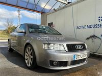 Usado Audi A4 131 CV (96 kW) 2002 Gris / plata Berlina