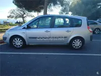 Usado Renault Grand Scénic II Dynamique 150 CV (110 kW) 2006 Gris / plata Monovolumen
