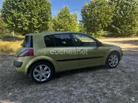 Usado Renault Mégane II Dynamique 115 CV (84 kW) 2003 Verde Berlina