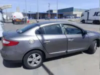 Usado Renault Fluence Dynamique 106 CV (77 kW) 2010 Gris Berlina