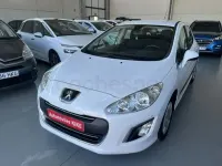 Usado Peugeot 308 Access 112 CV (82 kW) 2011 Blanco Berlina