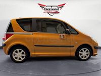 Usado Peugeot 1007 75 CV (55 kW) 2006 Naranja Monovolumen