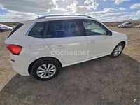 Usado Skoda Kamiq Ambition 110 CV (80 kW) 2022 Blanco SUV
