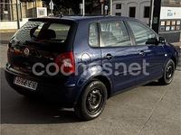 Usado VW Polo Trendline 75 CV (55 kW) 2004 Azul Utilitario