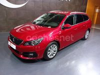 Usado Peugeot 308 Style 100 CV (73 kW) 2018 Rojo Familiar