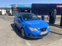 Usado Seat Ibiza Reference 105 CV (77 kW) 2009 Azul Berlina