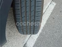 Usado Land Rover Discovery Sport SE 180 CV (132 kW) 2015 Gris / plata SUV