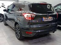 Usado Ford Kuga ST-Line 150 CV (110 kW) 2019 Gris SUV