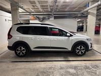 Usado Dacia Jogger Expression 100 CV (73 kW) 2022 Blanco Monovolumen