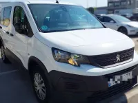 Usado Peugeot Rifter Active 102 CV (75 kW) 2022 Blanco Monovolumen