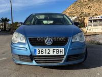 Usado VW Polo Advance 70 CV (51 kW) 2006 Azul Utilitario