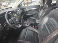 Usado MG ZS Luxury 111 CV (81 kW) 2022 Gris / plata SUV