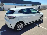 Usado Renault Clio V Evolution 100 CV (73 kW) 2025 Blanco Berlina