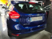 Usado Ford Focus 125 CV (91 kW) 2017 Azul Berlina