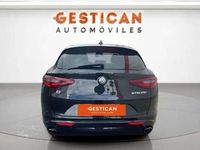 Usado Alfa Romeo Stelvio 280 CV (205 kW) 2018 Gris SUV