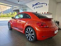 Usado VW Beetle R-line 150 CV (110 kW) 2015 Naranja Utilitario