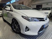 Usado Toyota Auris Hybrid Active 136 CV (100 kW) 2013 Blanco Berlina