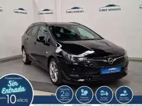 Usado Opel Astra Ultimate 147 CV (108 kW) 2021 Negro Familiar