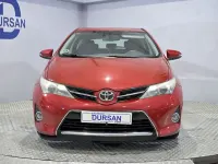 Usado Toyota Auris Active 124 CV (91 kW) 2013 Rojo Utilitario