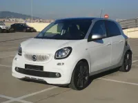 Usado Smart ForFour Passion 90 CV (66 kW) 2017 Gris Utilitario