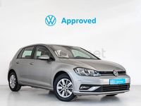 Usado VW Golf VII Business 115 CV (84 kW) 2019 Gris / plata Berlina