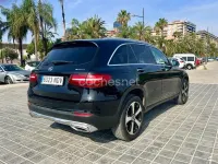 Usado Mercedes GLC300e 320 CV (235 kW) 2020 Negro SUV