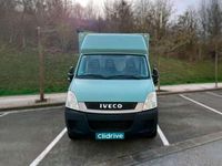 Usado Iveco Daily 205 CV (150 kW) 2011 Verde SUV